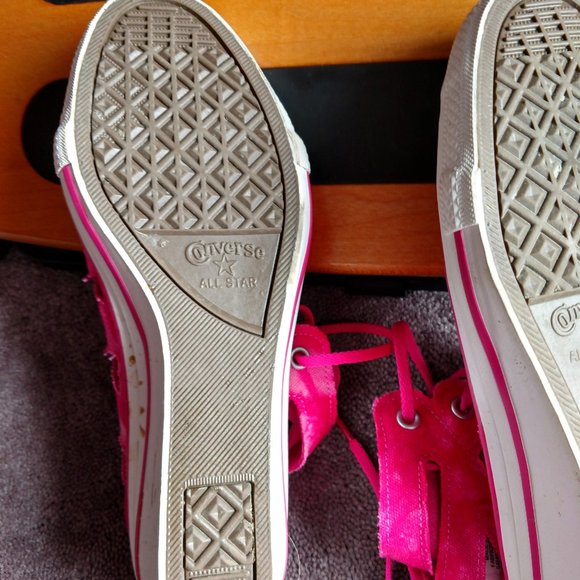 WOMENS CONVERSE Pink Basketball Sneakers 8 1/2 - Picture 5 of 5